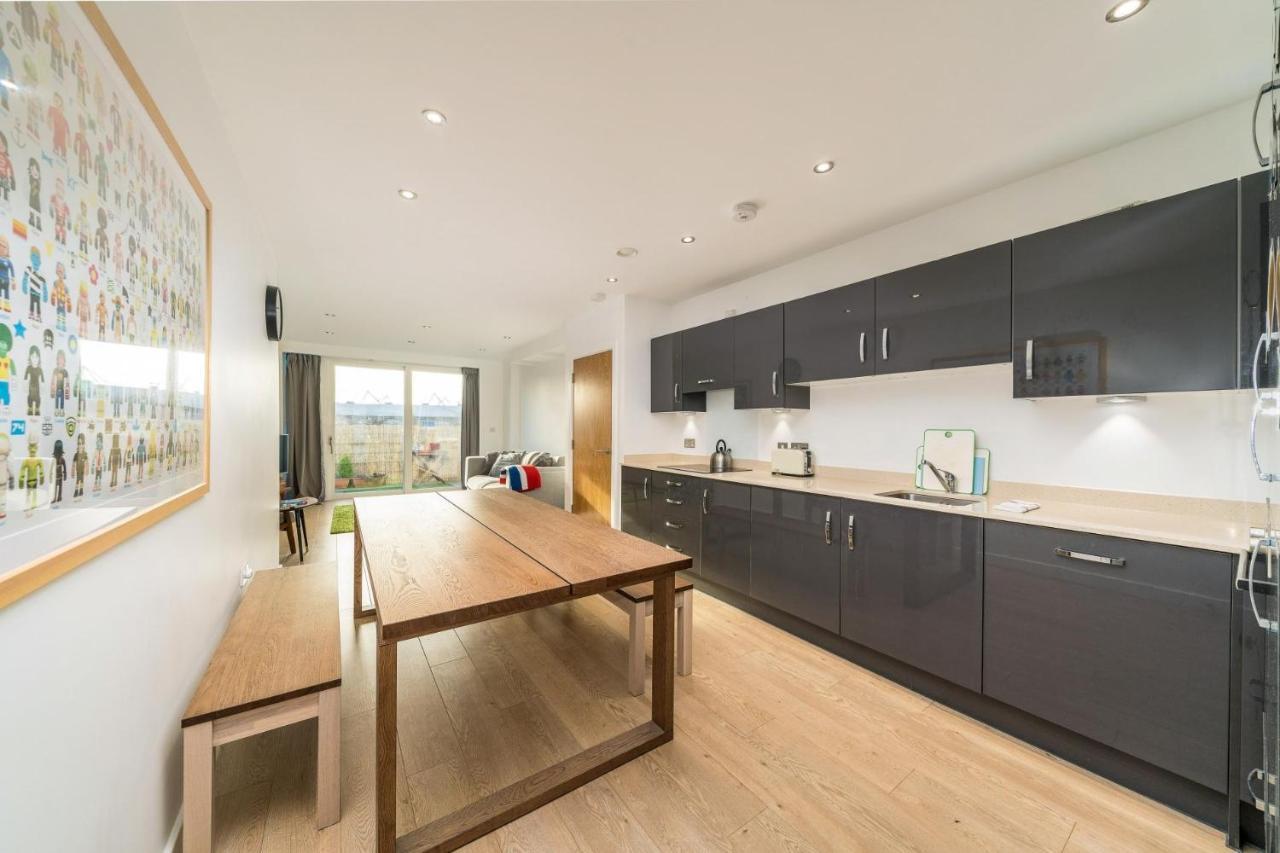 New 2Bd Flat 4Mins To Excel Centre Fast City Links Apartment London Exterior photo