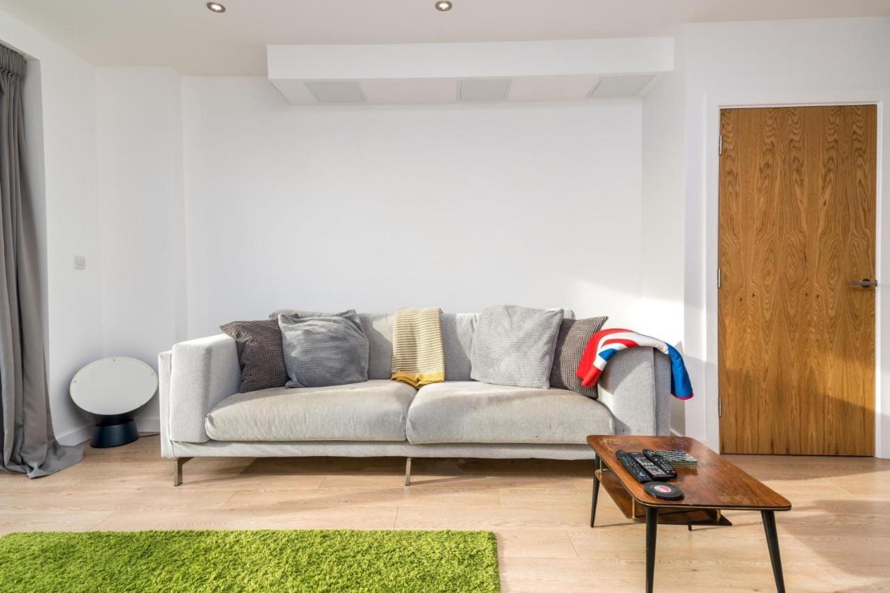 New 2Bd Flat 4Mins To Excel Centre Fast City Links Apartment London Exterior photo