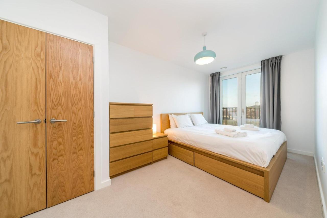 New 2Bd Flat 4Mins To Excel Centre Fast City Links Apartment London Exterior photo